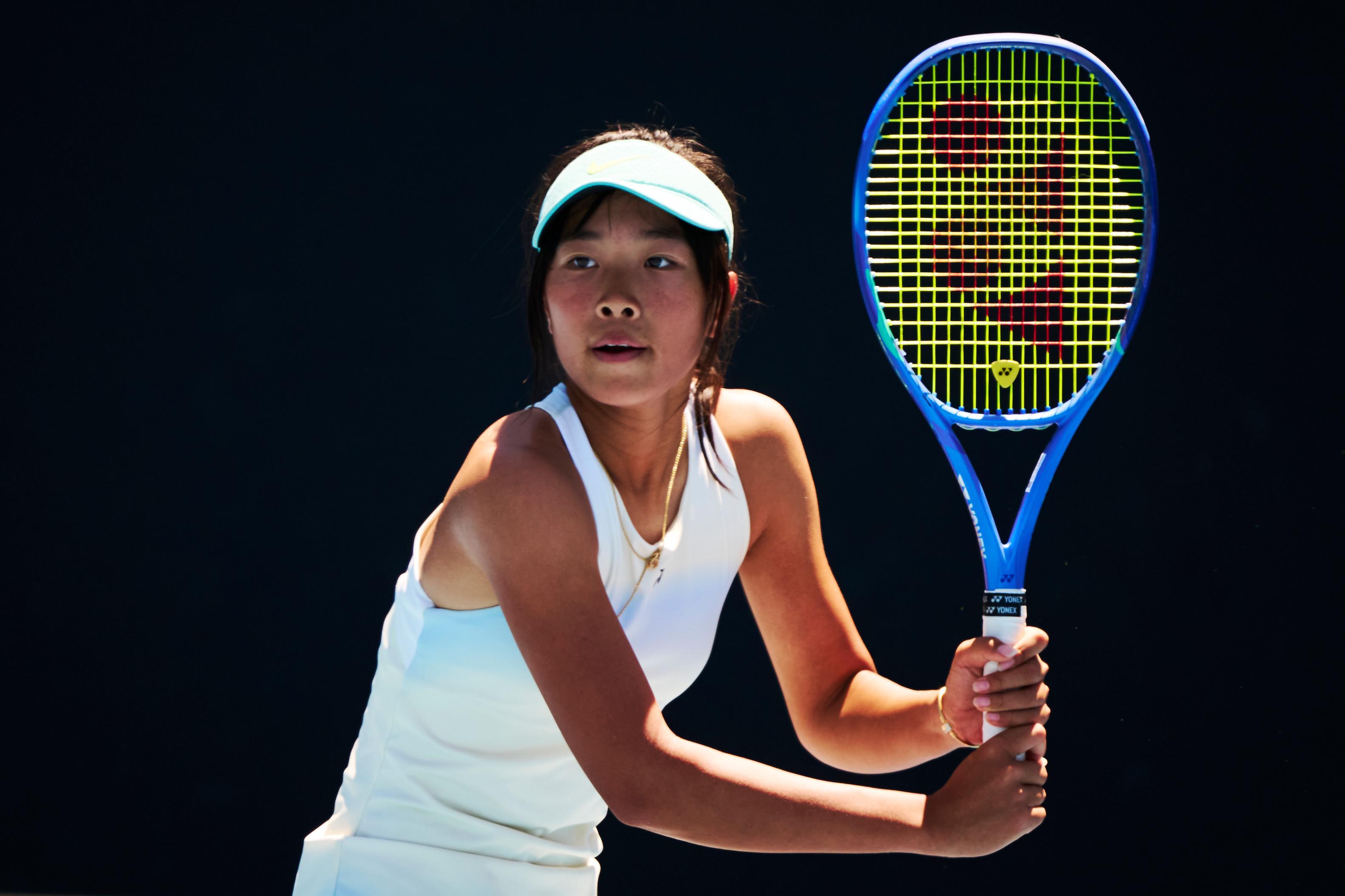 开云体育登录-2-1进决赛冲冠！中国女网又一15岁新星崛起：8朵小花看齐郑钦文